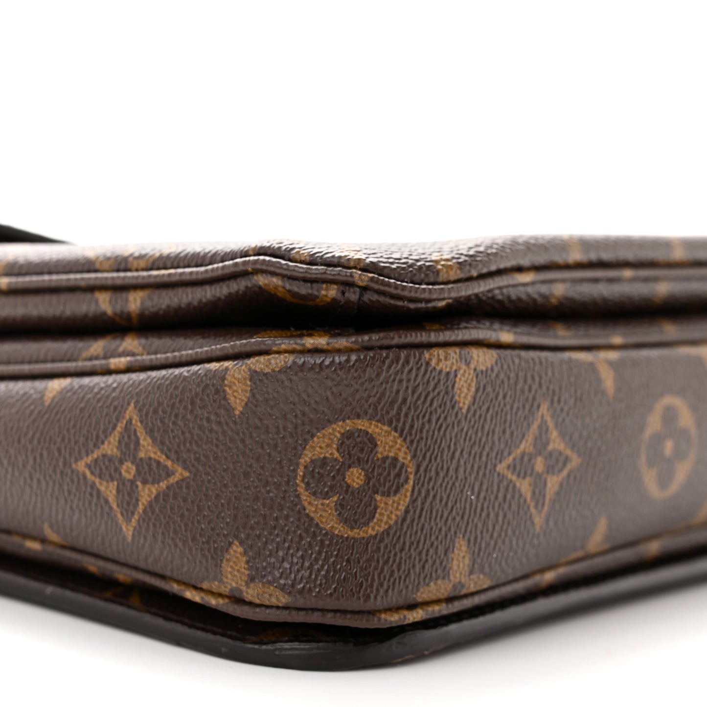 LOUIS VUITTON Monogram Pochette Metis