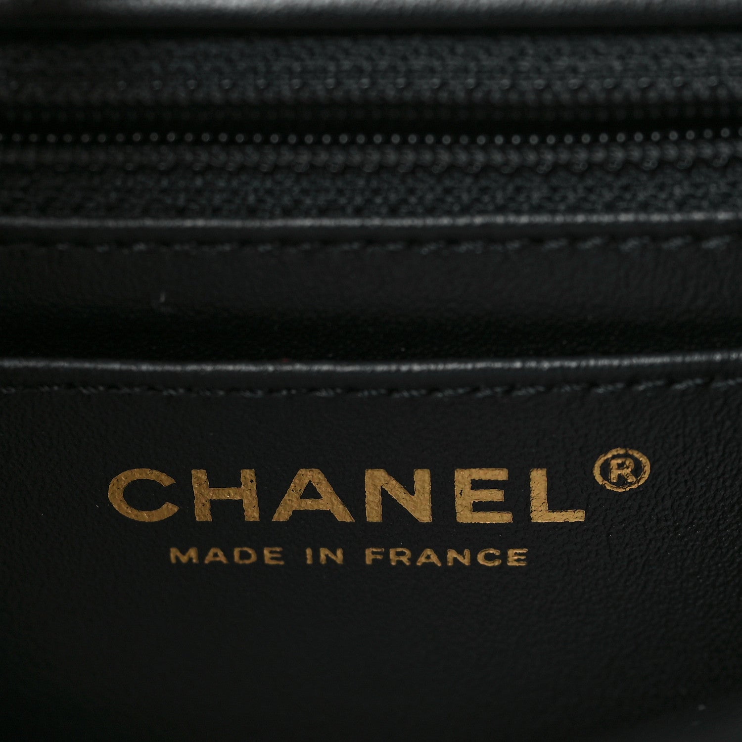 Chanel Calfskin Crocodile Embossed Graffiti 2.55 Mini Cocodile Reissue Flap Black Pink 7 of 10