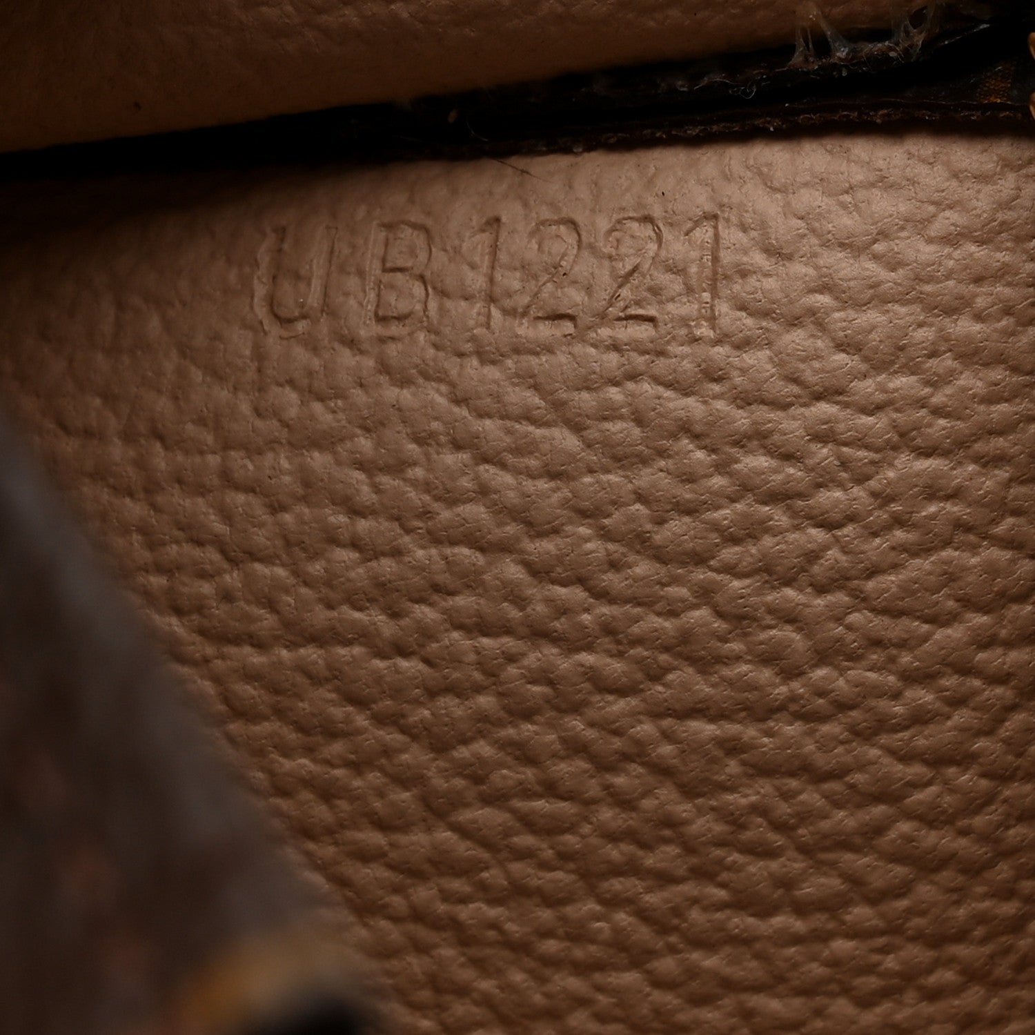 Louis Vuitton Monogram Toiletry Pouch 15 7 of 8