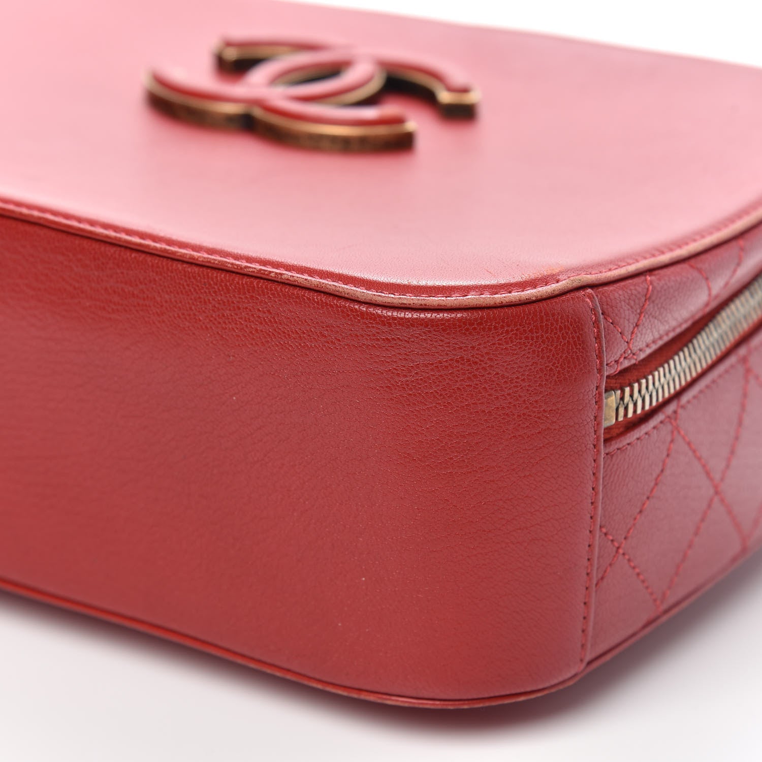 Chanel Shiny Calfskin Goatskin Quilted Coco Curve Vanity Red 9 of 14
