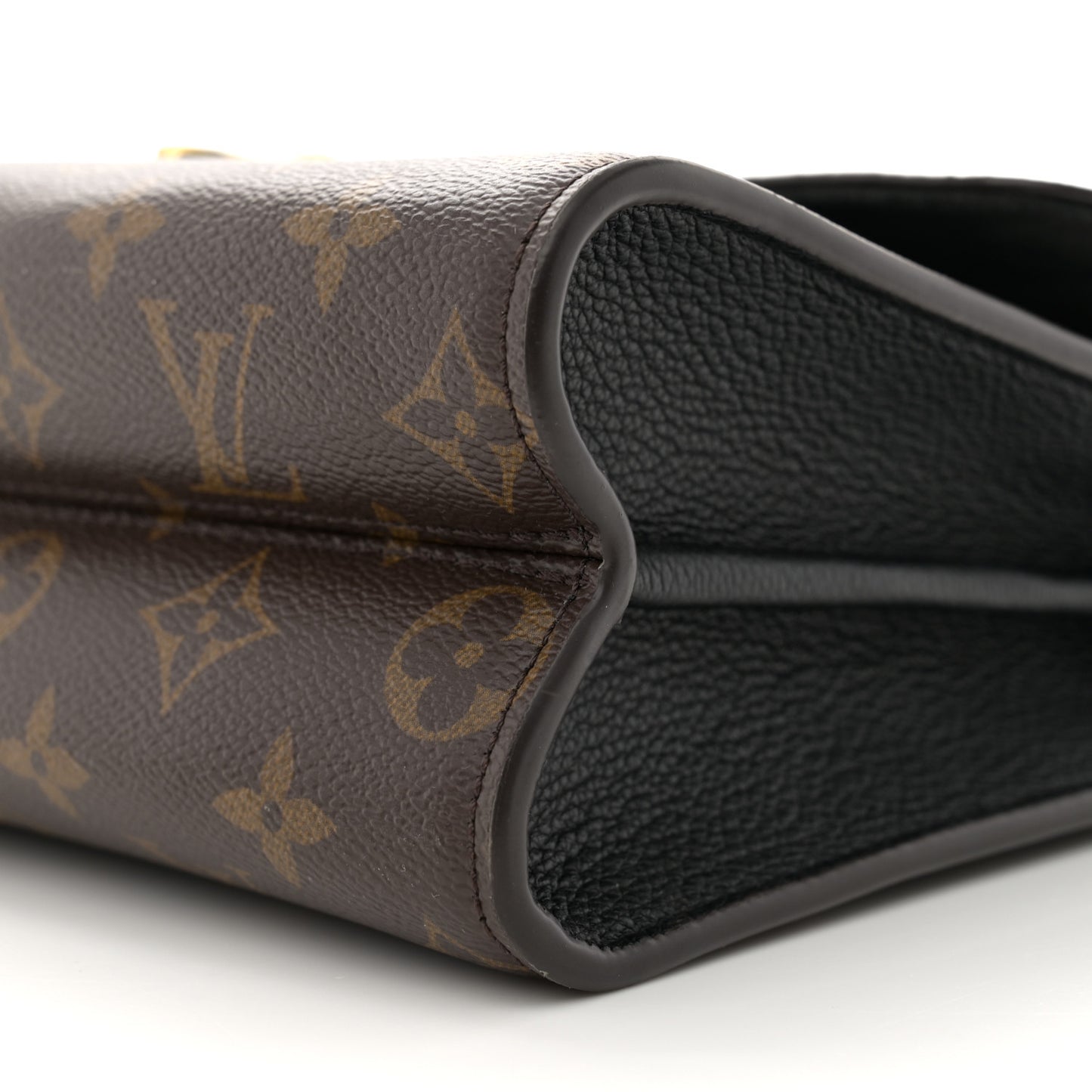 Monogram Victoire Black
