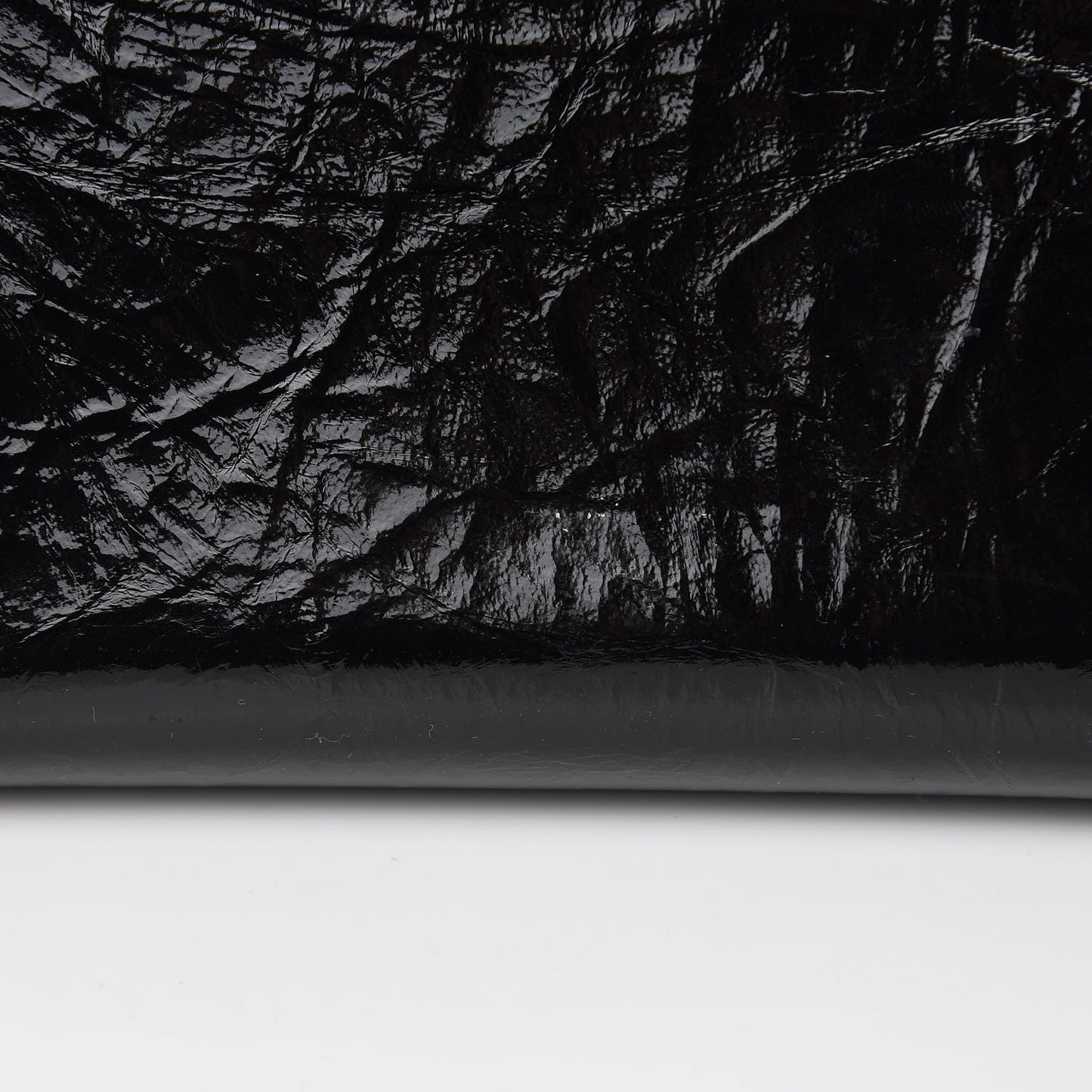 Crinkled Calfskin Medium Diorever Flap Black