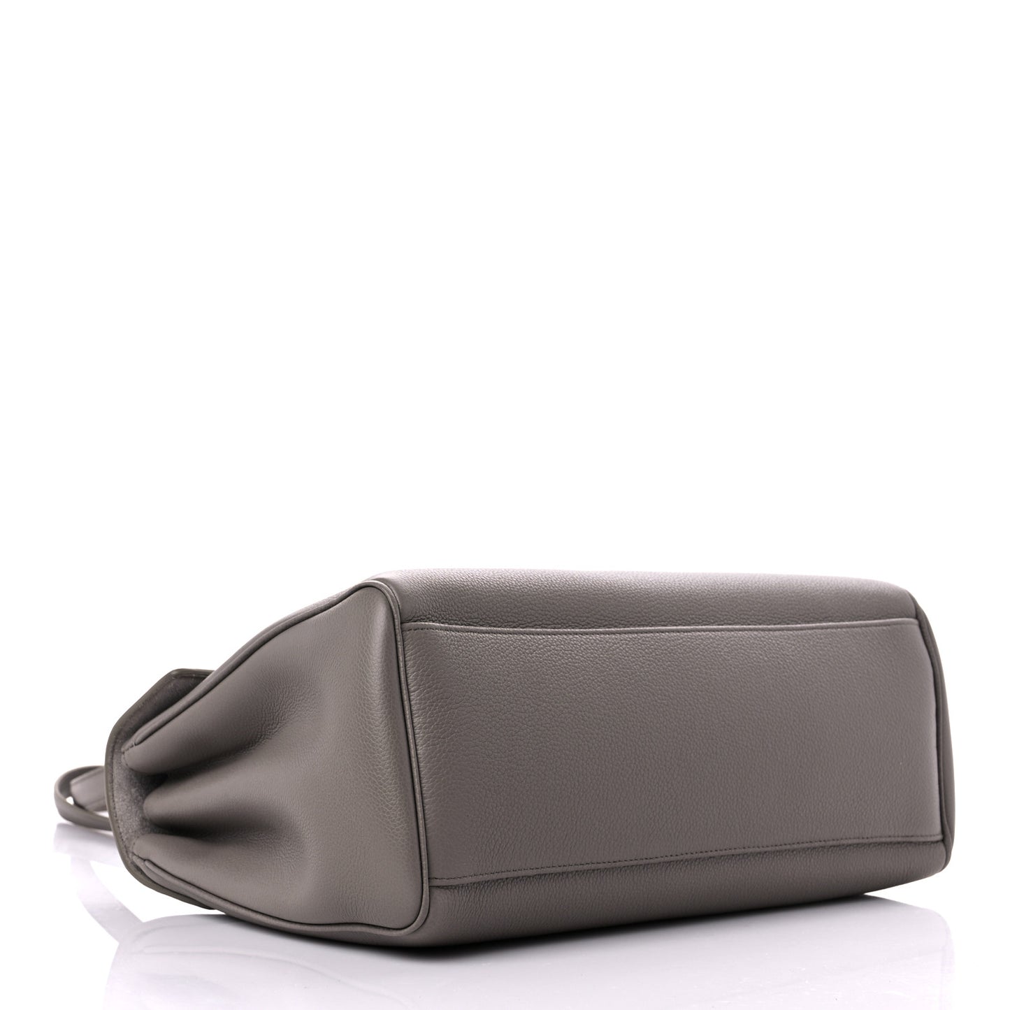 Grained Calfskin Medium Soft 16 Bag Pebble