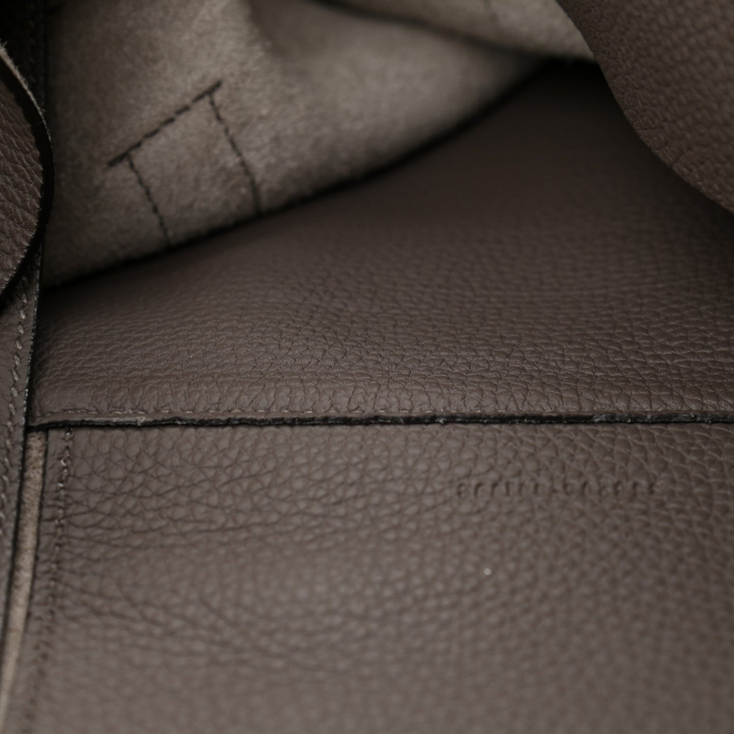 Pebbled Calfskin Carry On Duffle Grey