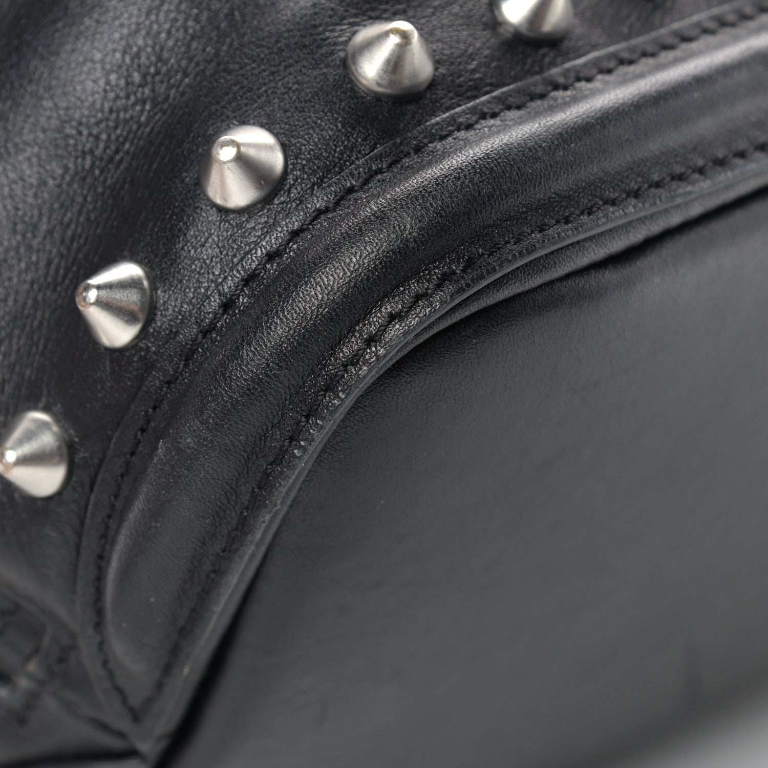 Alexander McQueen Pebbled Calfskin Skull Studded Padlock Tote Black 10 of 16