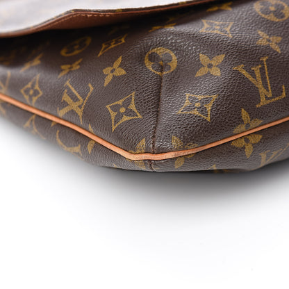 Louis Vuitton Monogram Musette GM 11 of 13