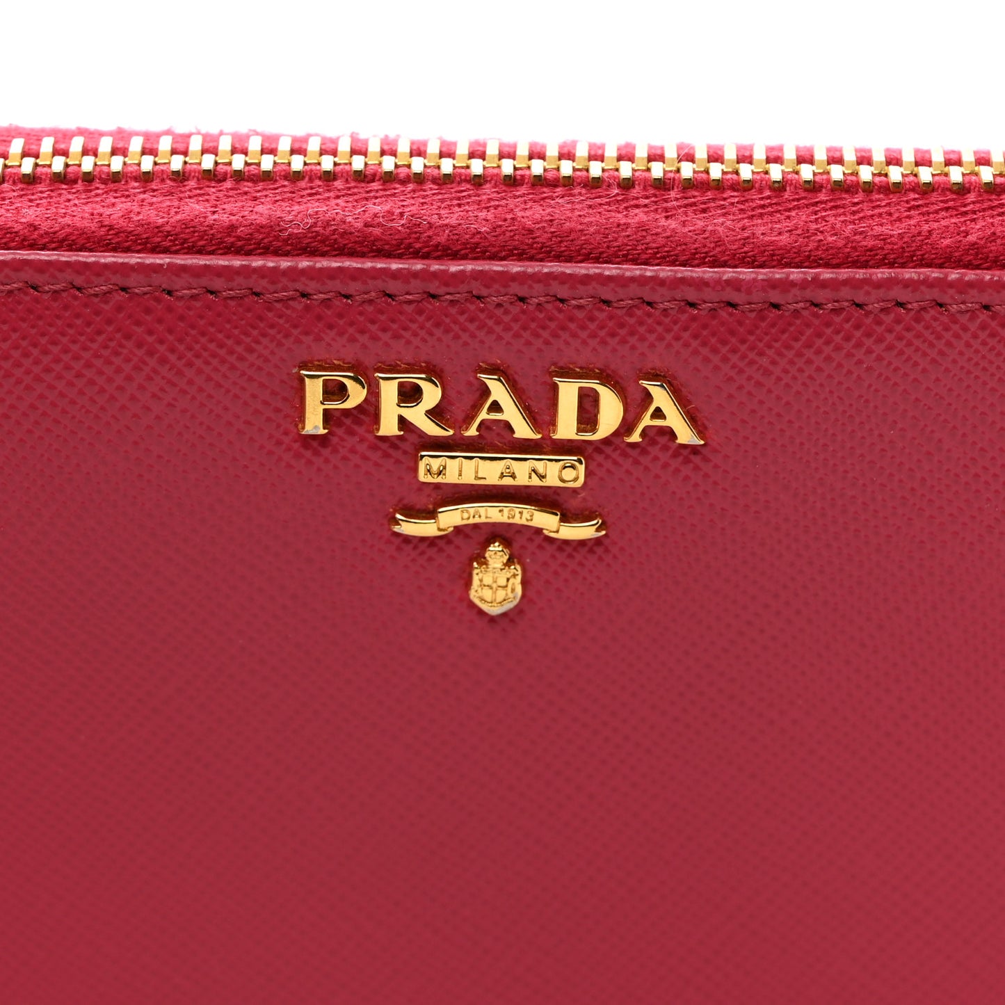 Saffiano Move Half Zip Wallet Peonia