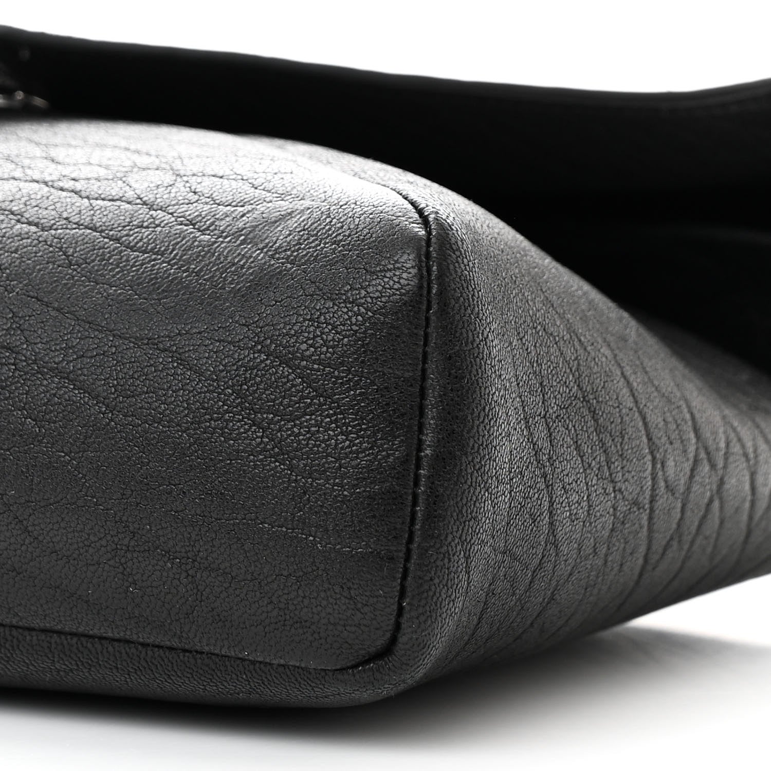 Celine Crocodile Embossed Calfskin Medium Phantom Luggage Black 20 of 24