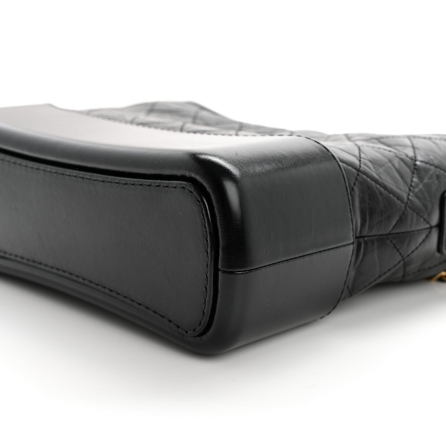 Aged Calfskin Quilted New Medium Gabrielle Hobo Black