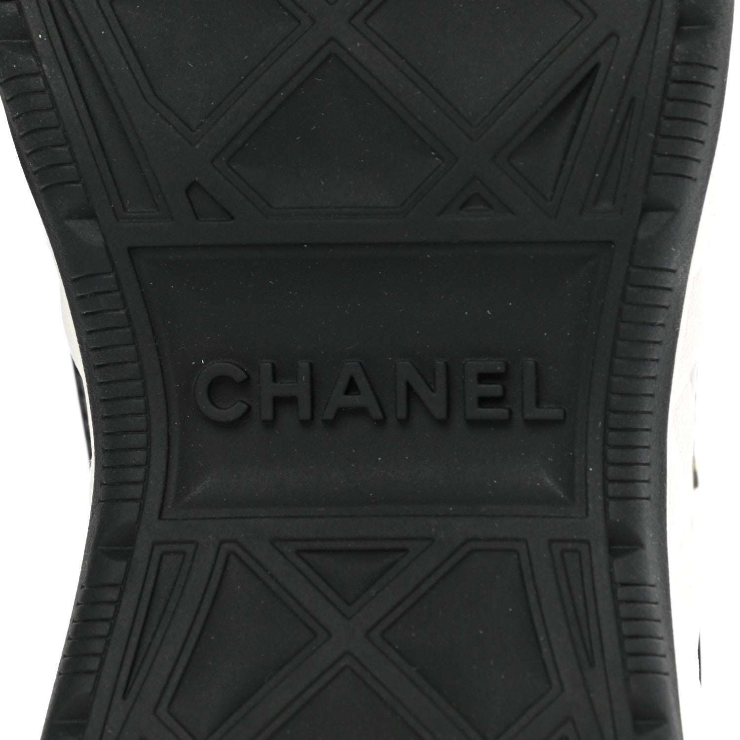 Chanel Velvet Calfskin Mixed Fibers CC Sneakers 35 Black 6 of 9