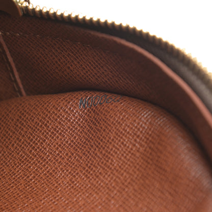 Louis Vuitton Monogram Blois 7 of 16