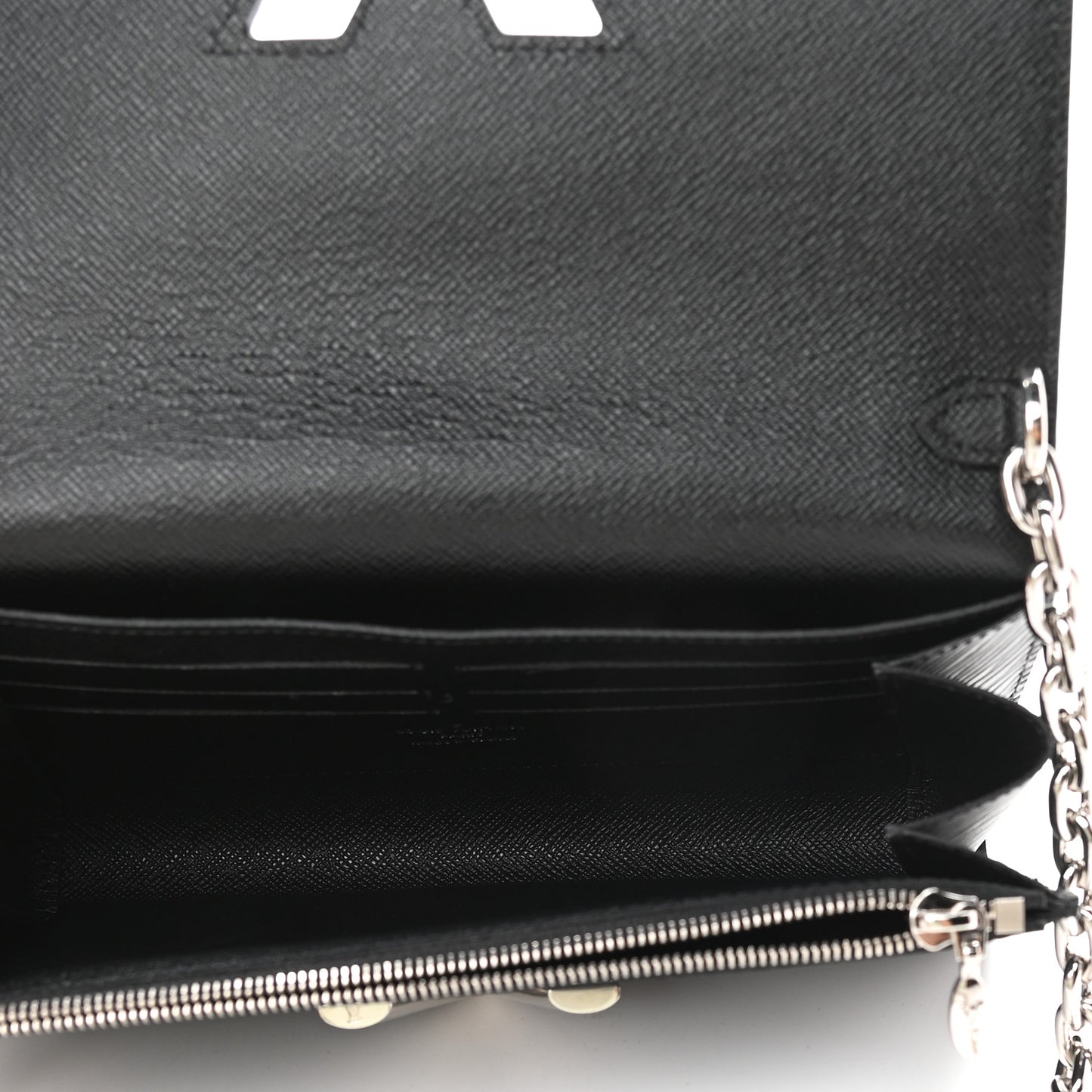 Epi Twist Chain Wallet Black