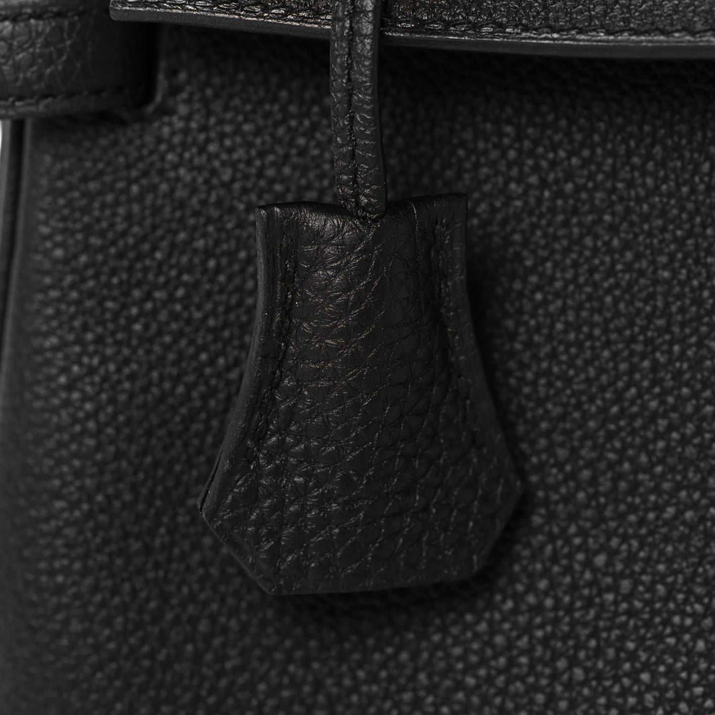 Togo Kelly Retourne 25 Black