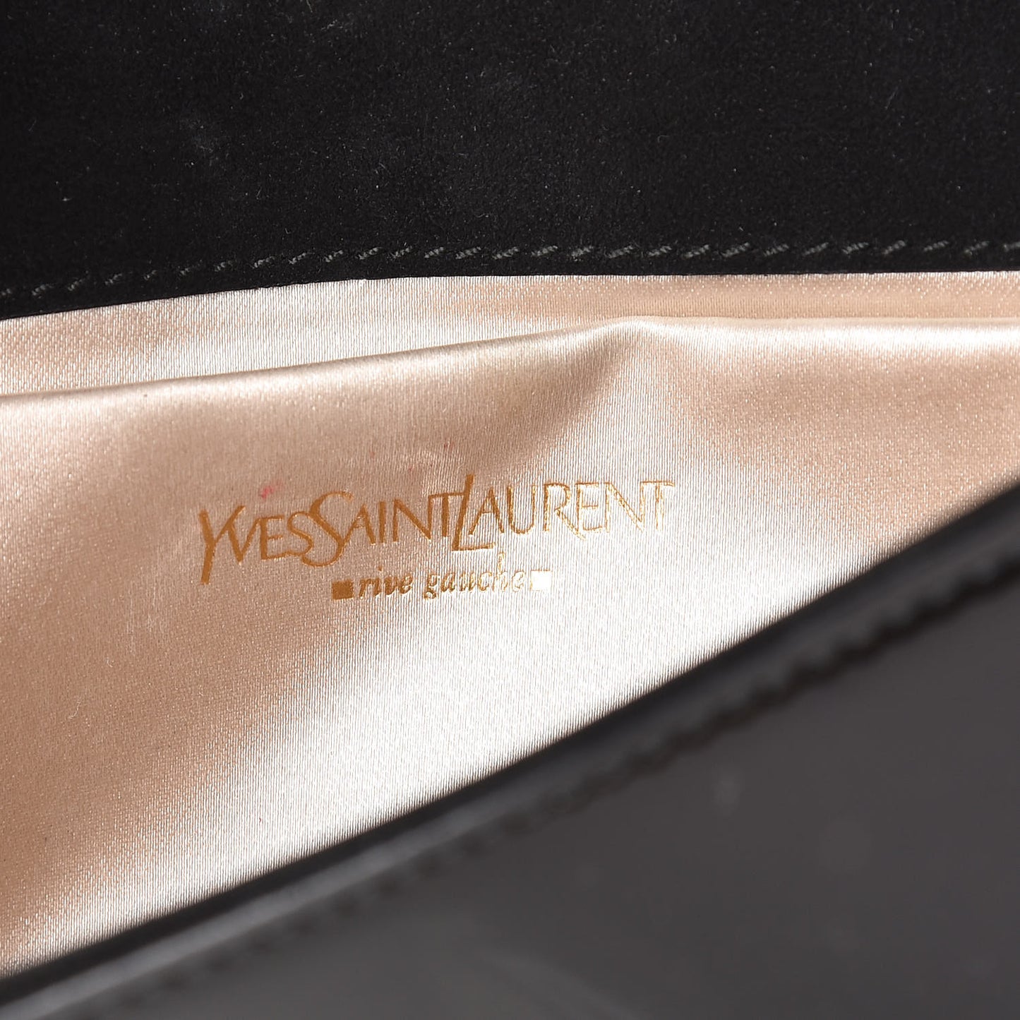 Patent Y-Mail Clutch Black