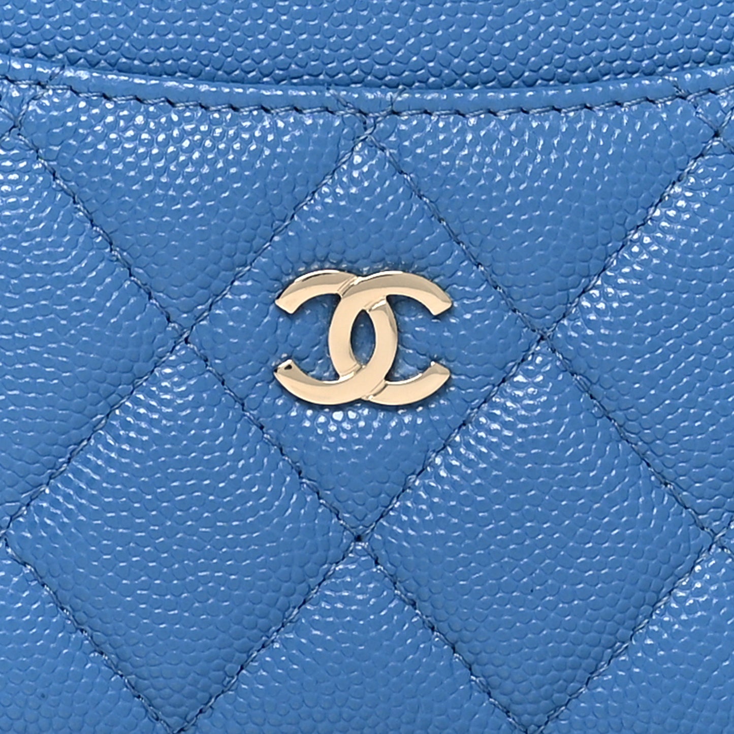 Caviar Quilted Card Holder Blue