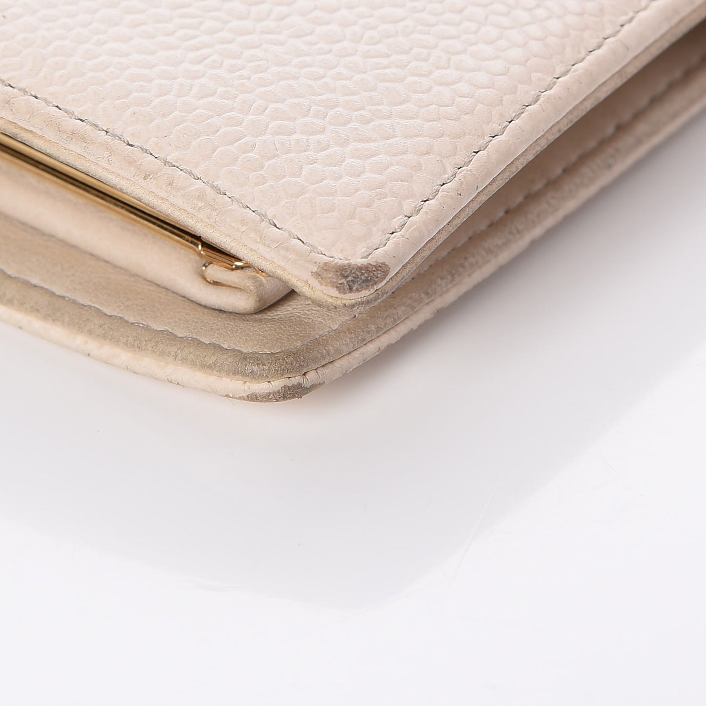 Caviar Timeless CC French Wallet White