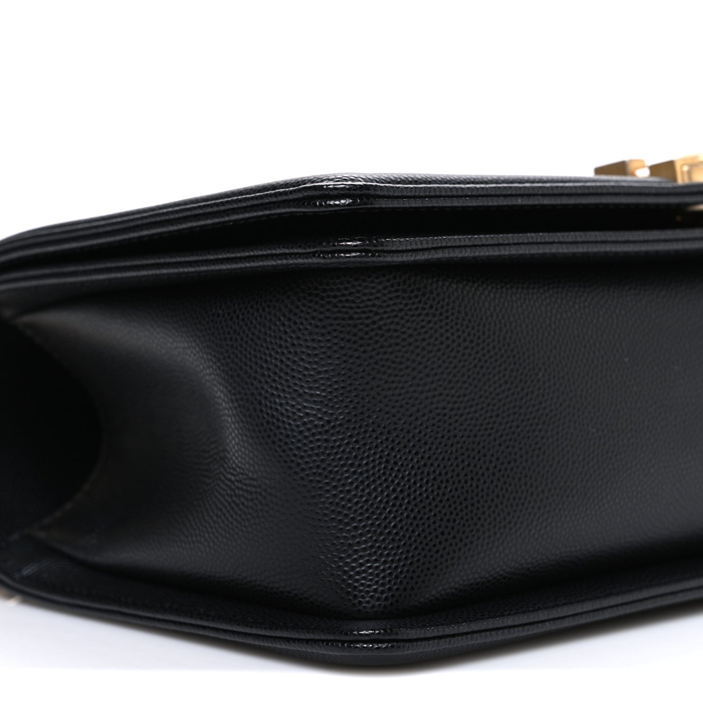 Caviar Quilted Medium Boy Flap Black