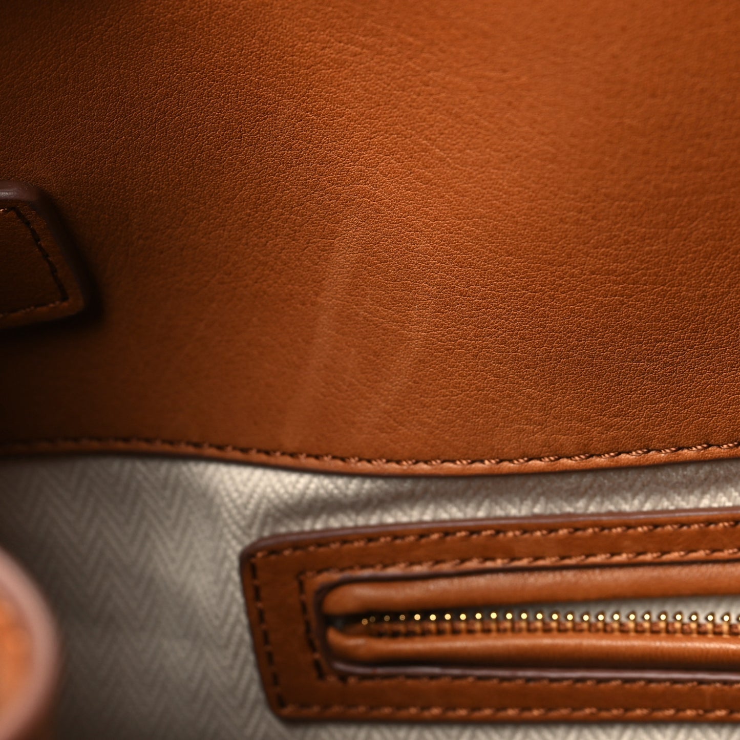 Polished Saddle Calfskin Soft Margaux 15 Cuir