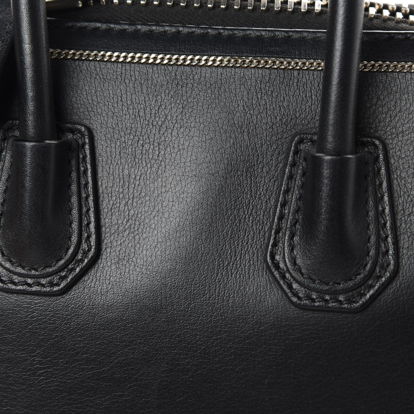 Calfskin Chain Detail Mini Antigona Black