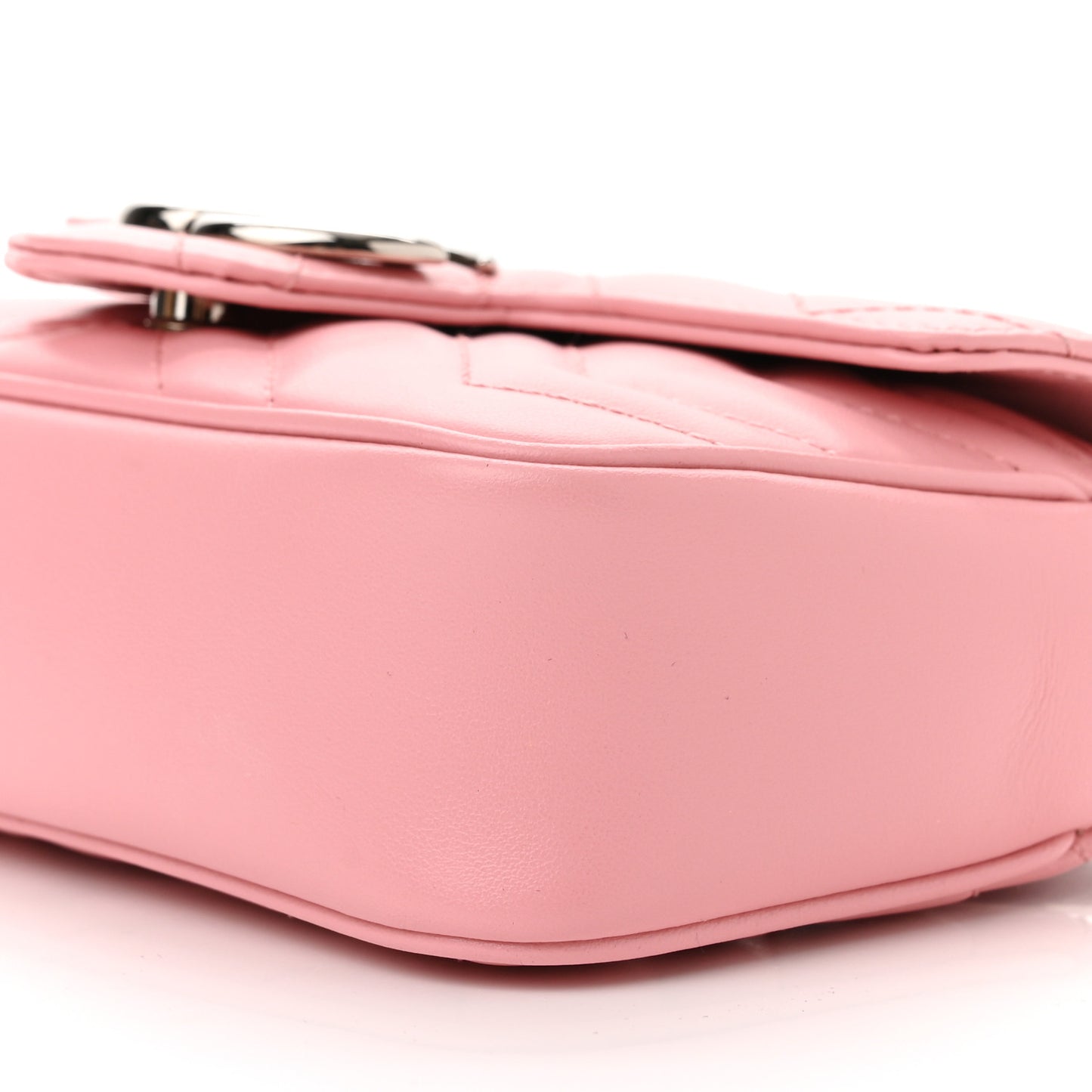 Calfskin Matelasse Super Mini GG Marmont Shoulder Bag Wild Rose