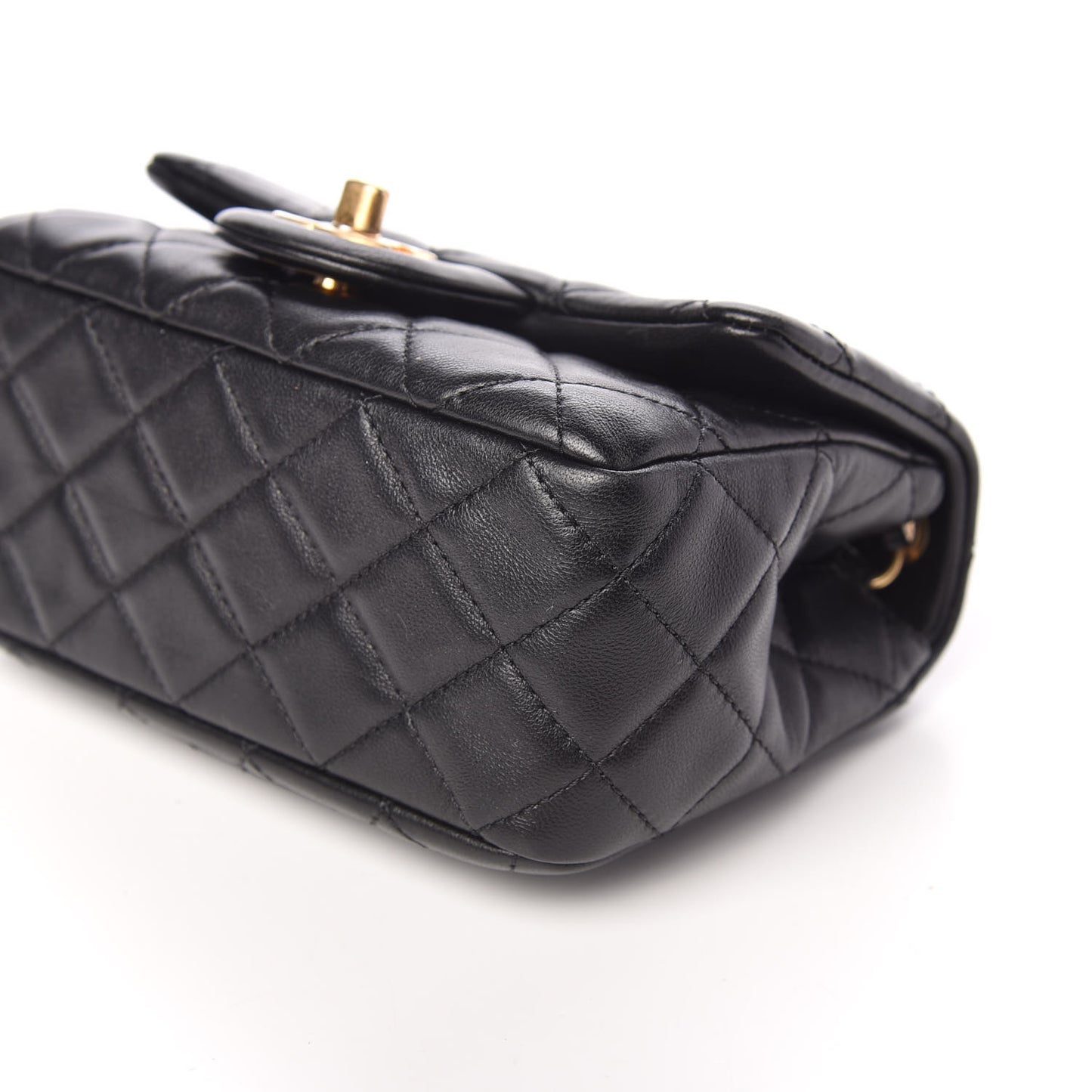 Lambskin Quilted Mini Pearl Crush Flap Black