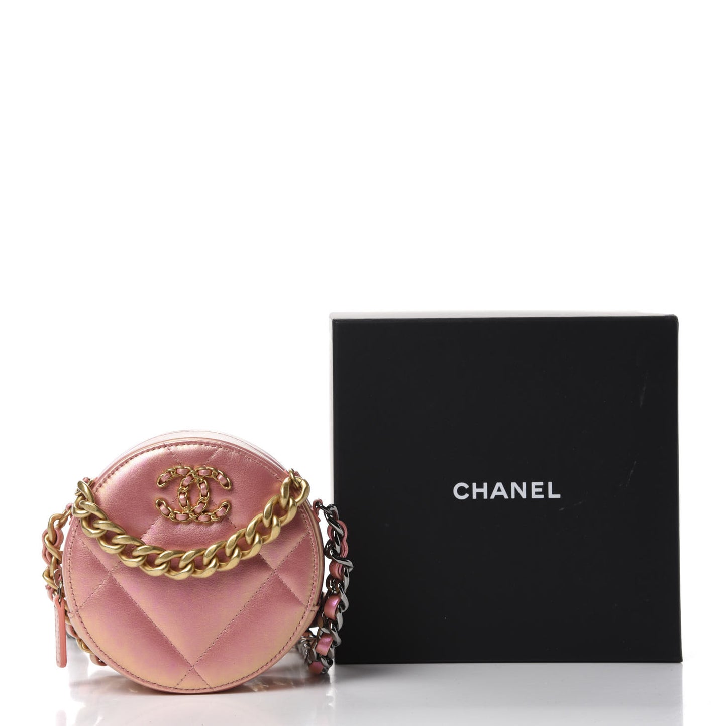 Iridescent Calfskin Quilted 19 Round Clutch With Chain Pink