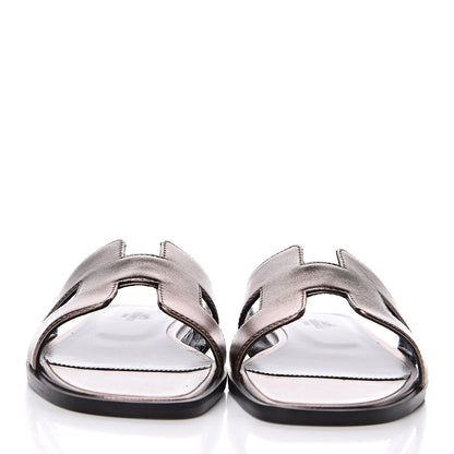Hermes Metallic Nappa Oran Sandals 37 Or Vieilli 2 of 8