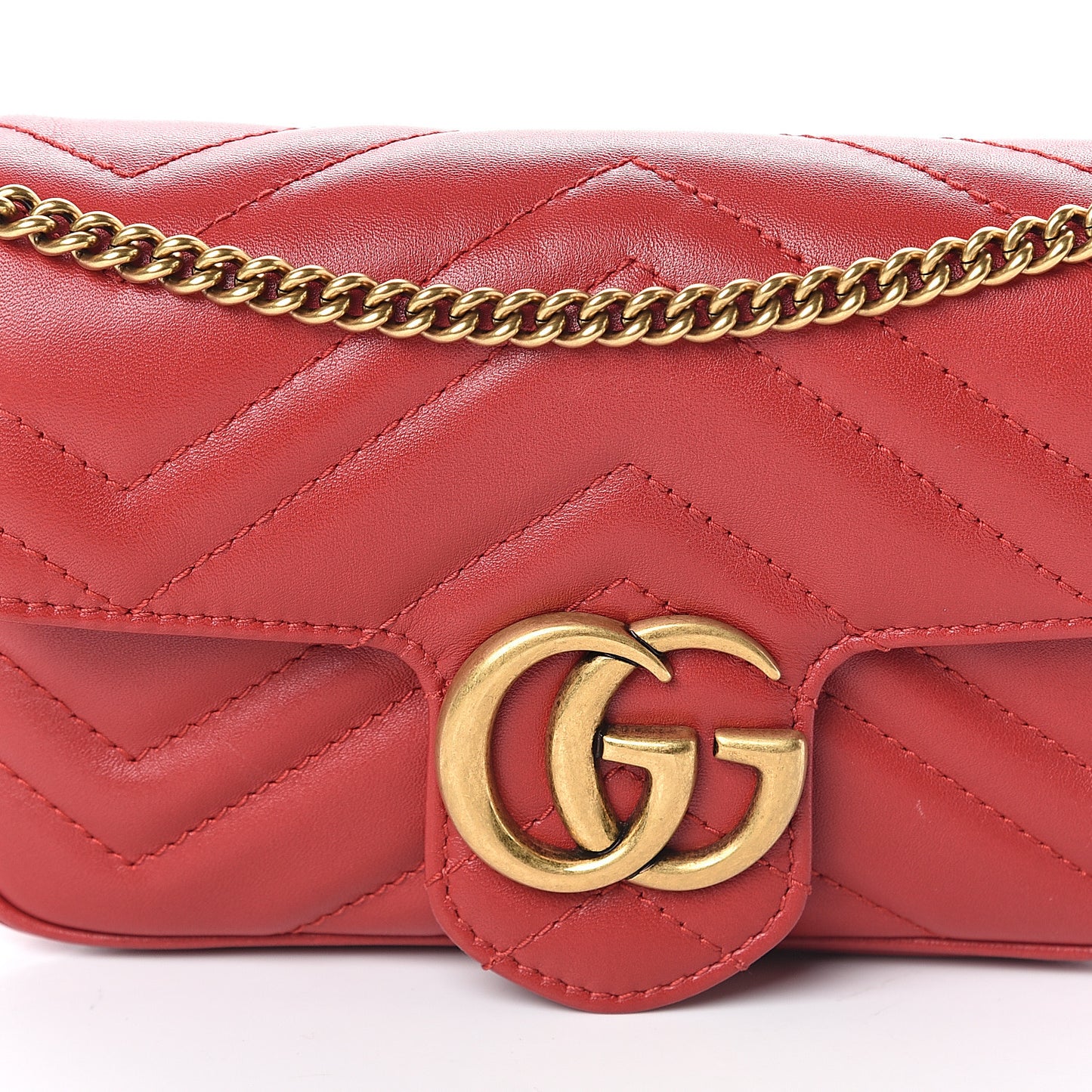 Calfskin Matelasse Super Mini GG Marmont Shoulder Bag Hibiscus Red