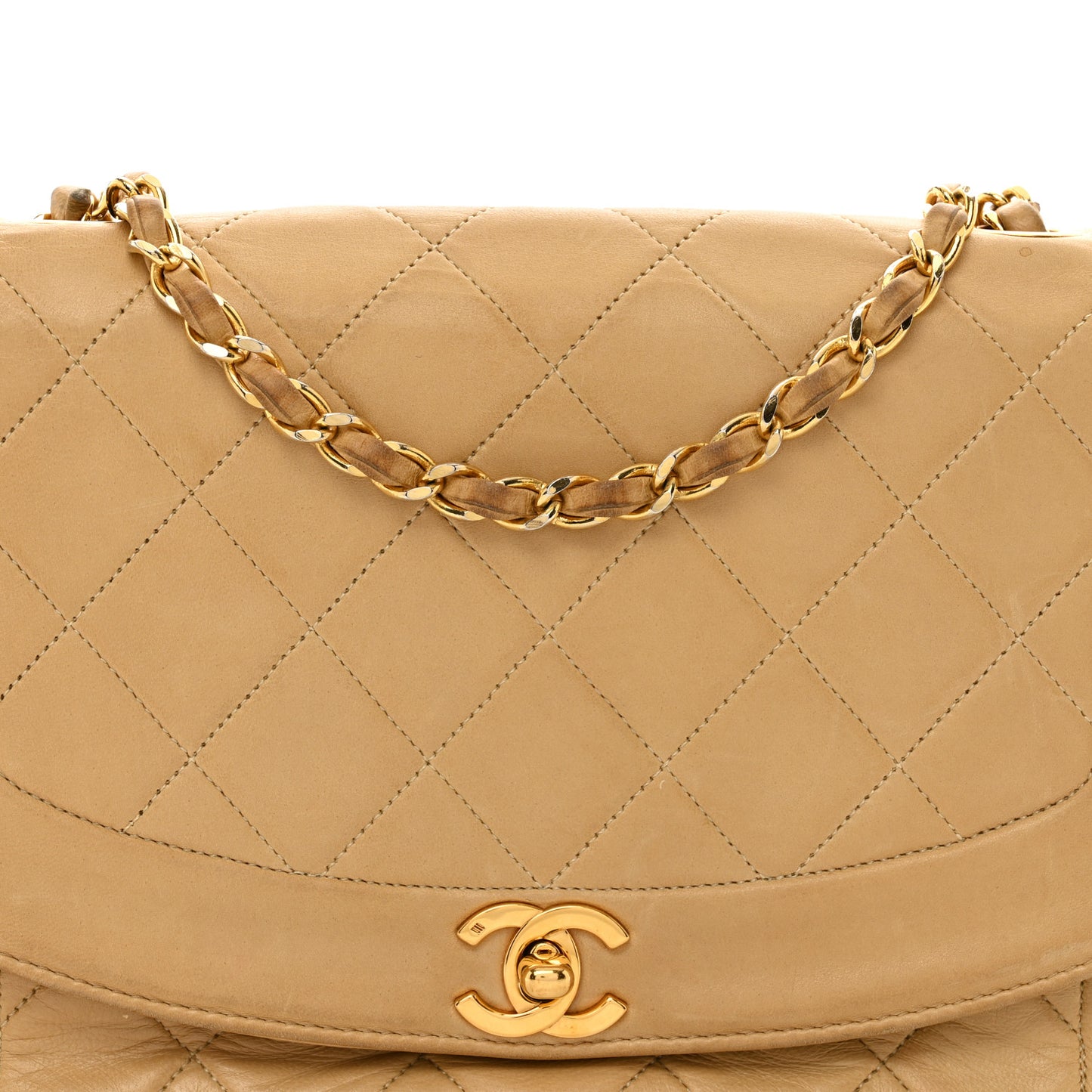Lambskin Quilted Medium Single Flap Beige