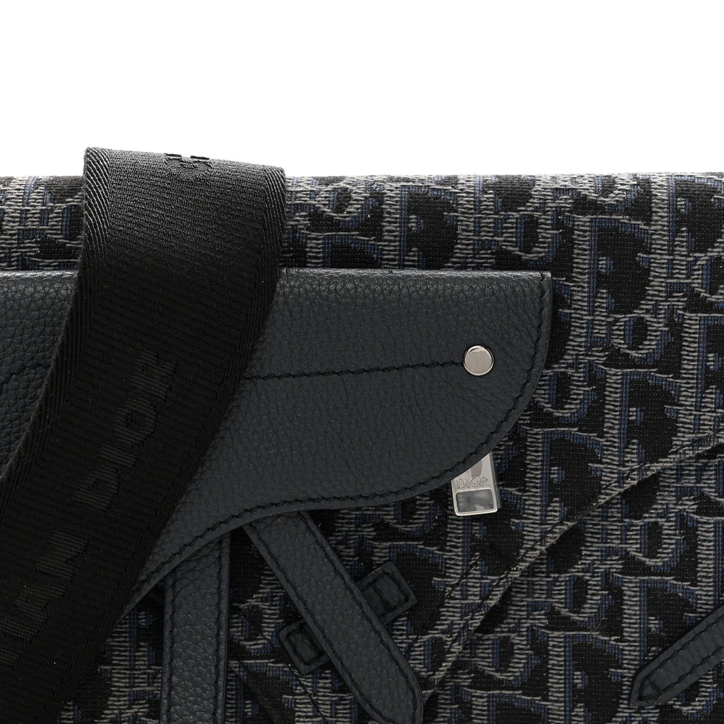 Oblique Saddle Messenger Pouch Blue Black