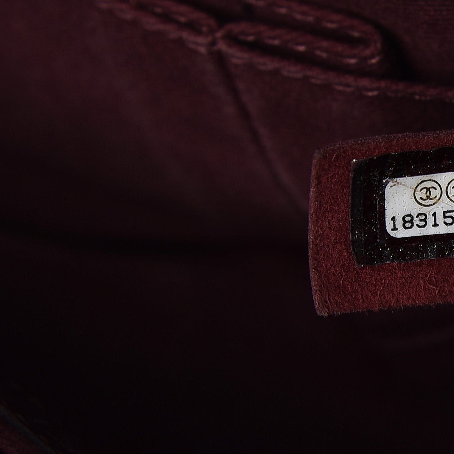 Crumpled Grained Calfskin Jumbo CC Crave Flap Burgundy