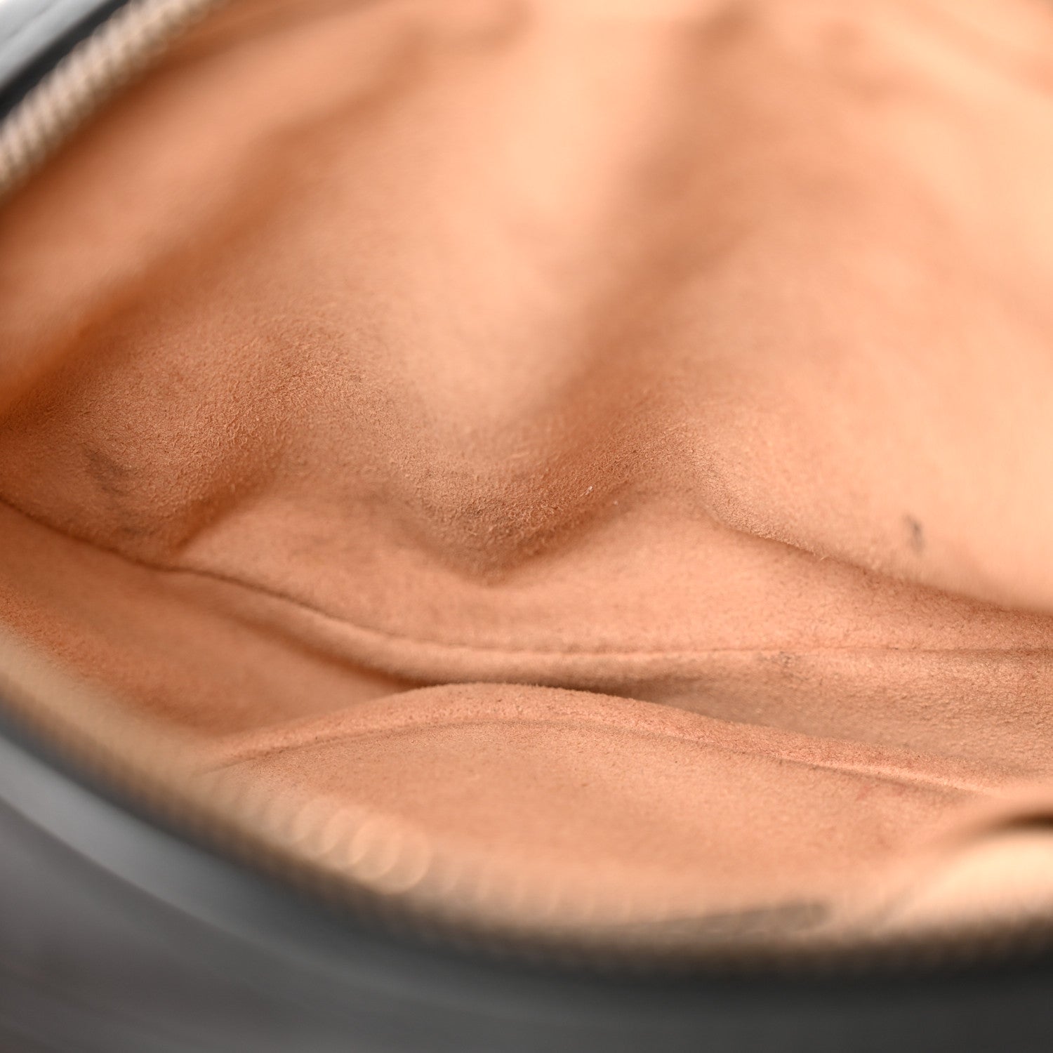 Gucci Calfskin Matelasse GG Marmont Belt Bag 85 34 Black 16 of 17