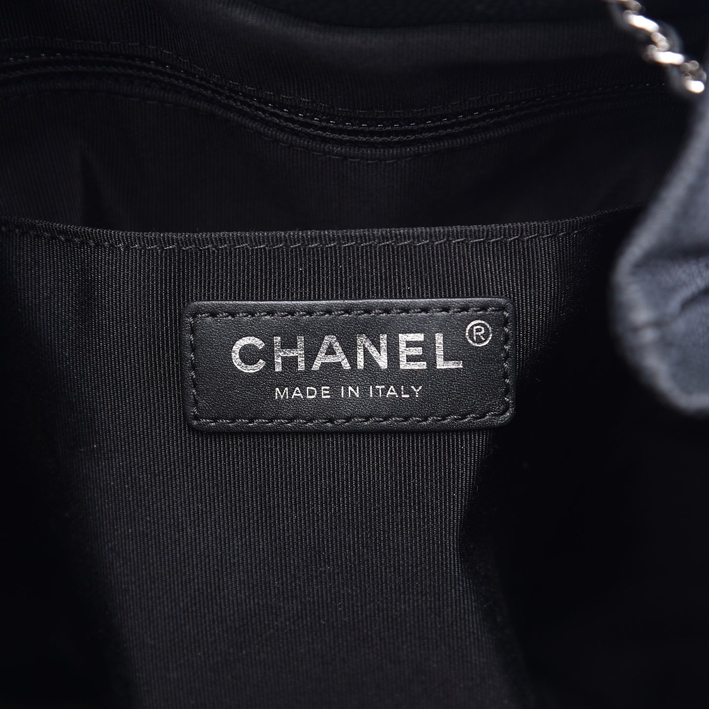 Caviar Flat Quilted CC Chain Bucket Drawstring Bag Black