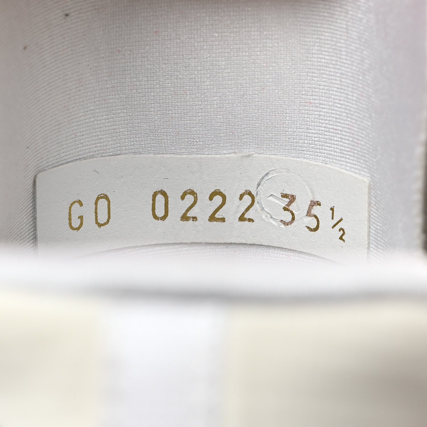 Louis Vuitton Monogram Calfskin Run 55 Sneakers 35.5 White 7 of 9