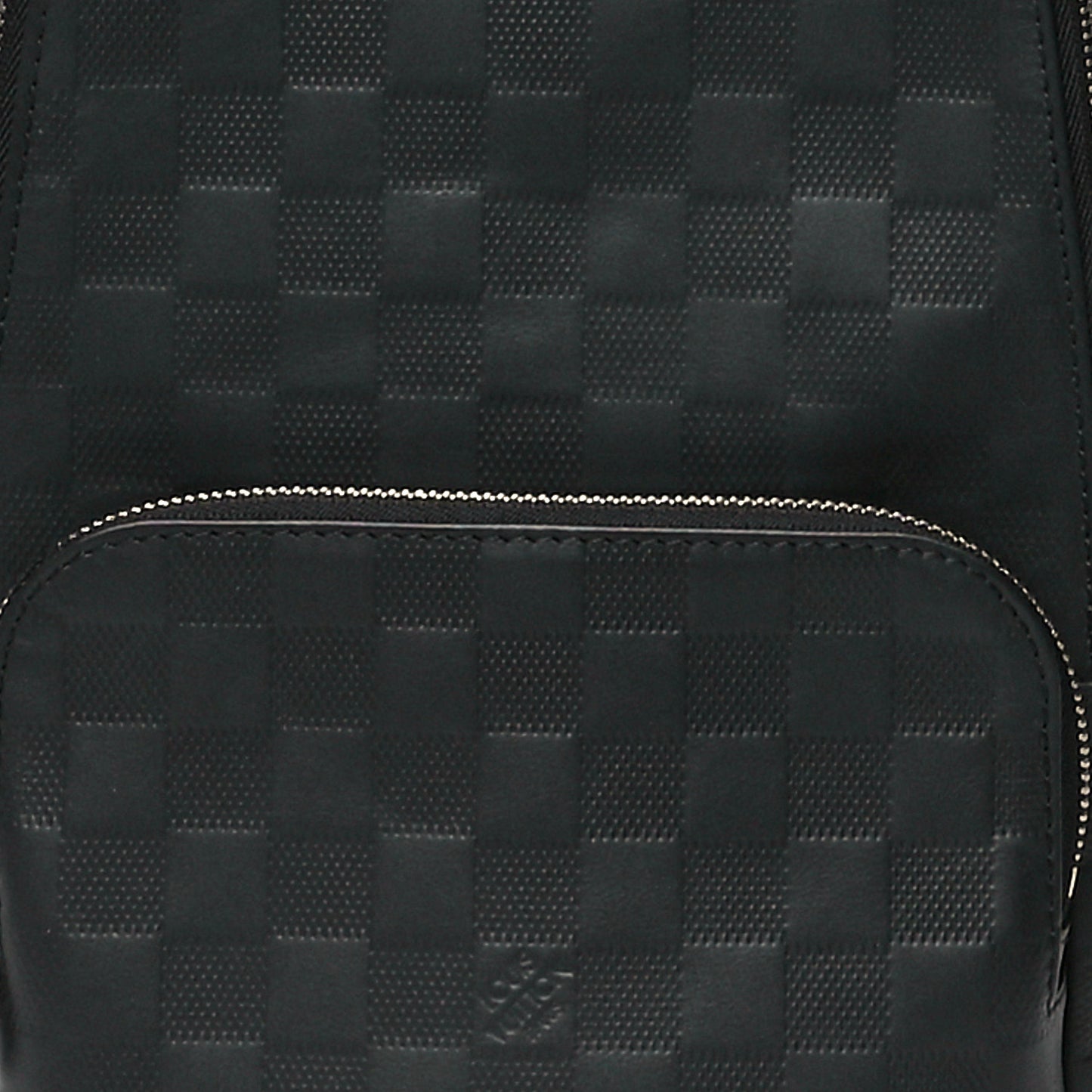Damier Infini Avenue Sling Bag Onyx