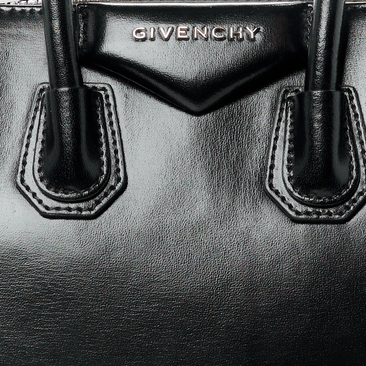 Shiny Lord Calfskin Mini Antigona Black