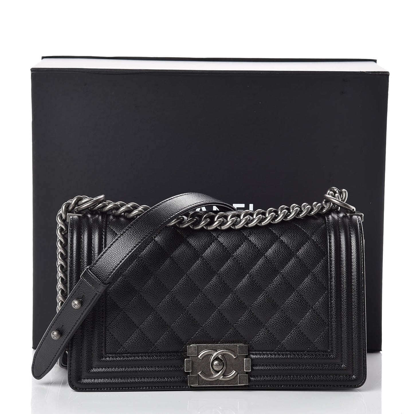 Caviar Quilted Medium Boy Flap Black