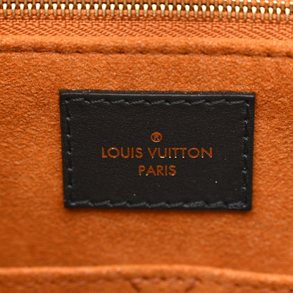 Louis Vuitton Empreinte Monogram Giant Onthego MM Black 6 of 9