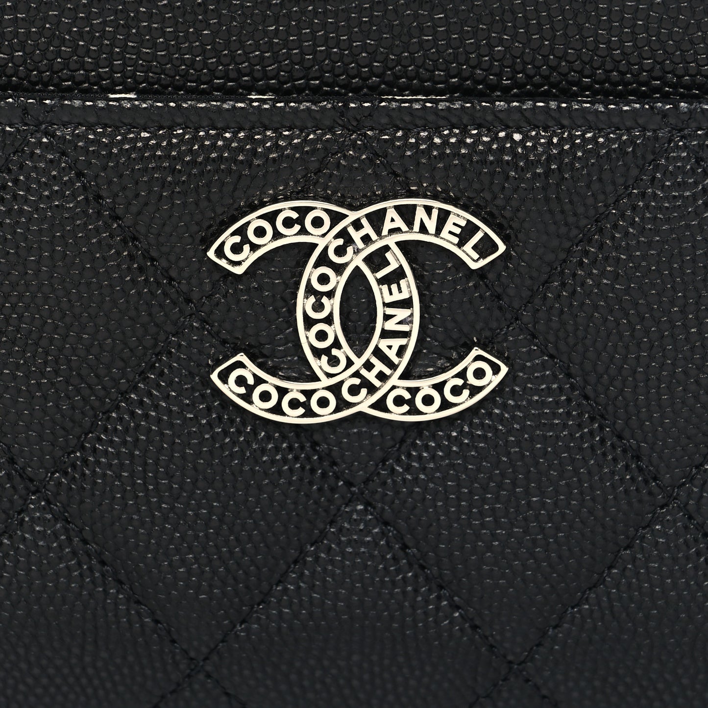 Caviar Quilted CC Logo Zip Around Card Holder Black