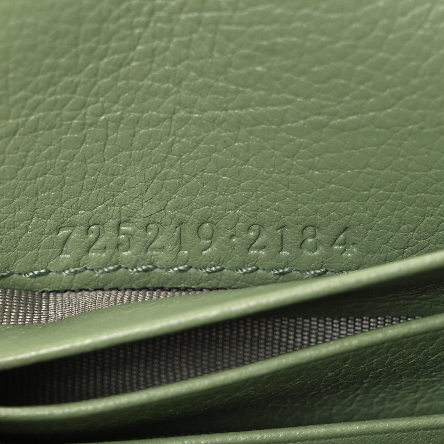 Gucci Roxy Calfskin Medium Blondie Chain Wallet Salamander Green 8 of 12