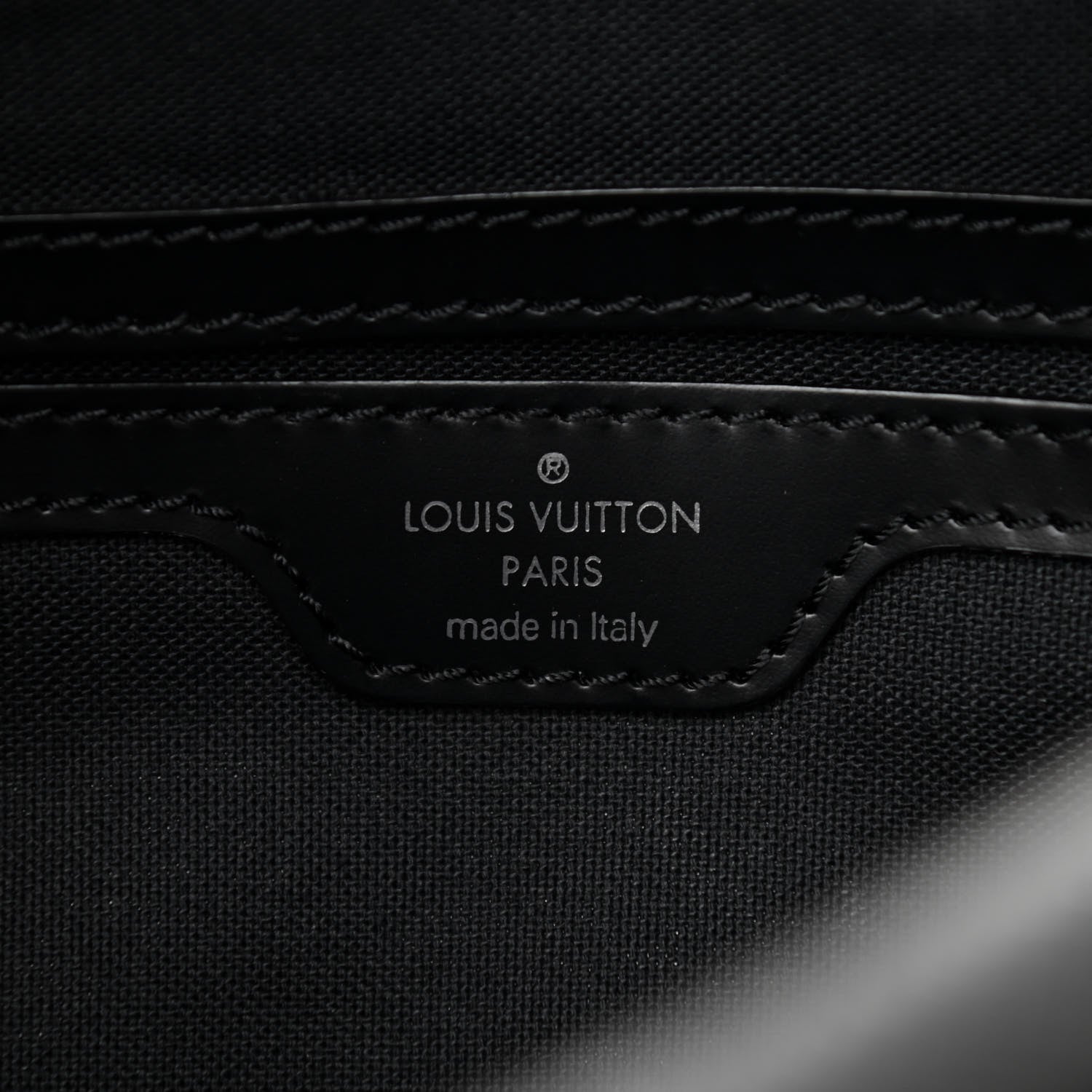 Louis Vuitton Taiga Reporter Messenger Ardoise 6 of 12
