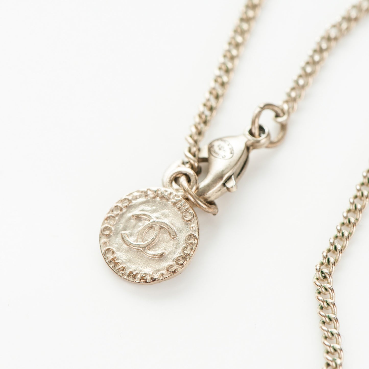 Pearl CC Pendant Necklace Gold