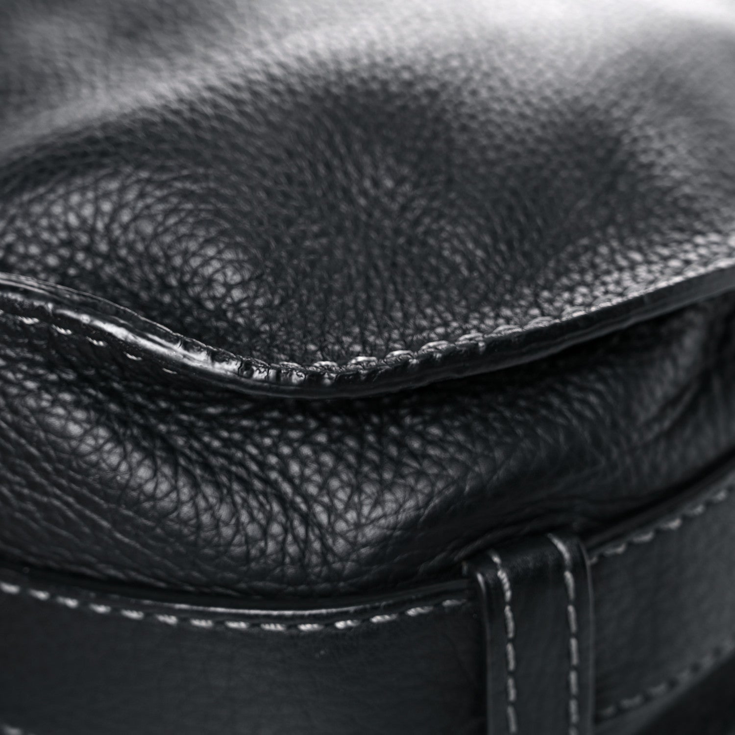 Chloe Calfskin Medium Marcie Round Crossbody Bag Black 18 of 21