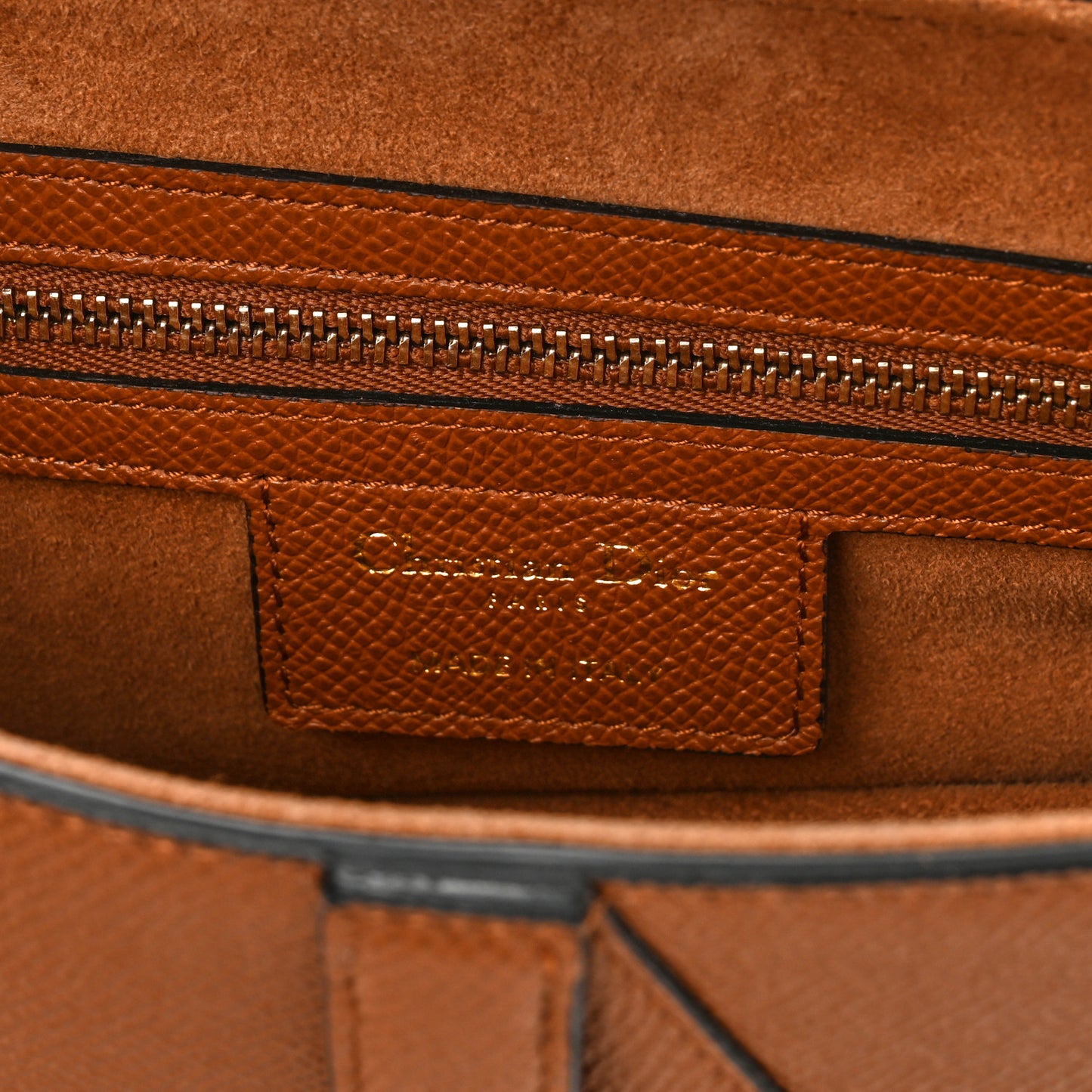 Grained Calfskin Saddle Bag With Strap Camello