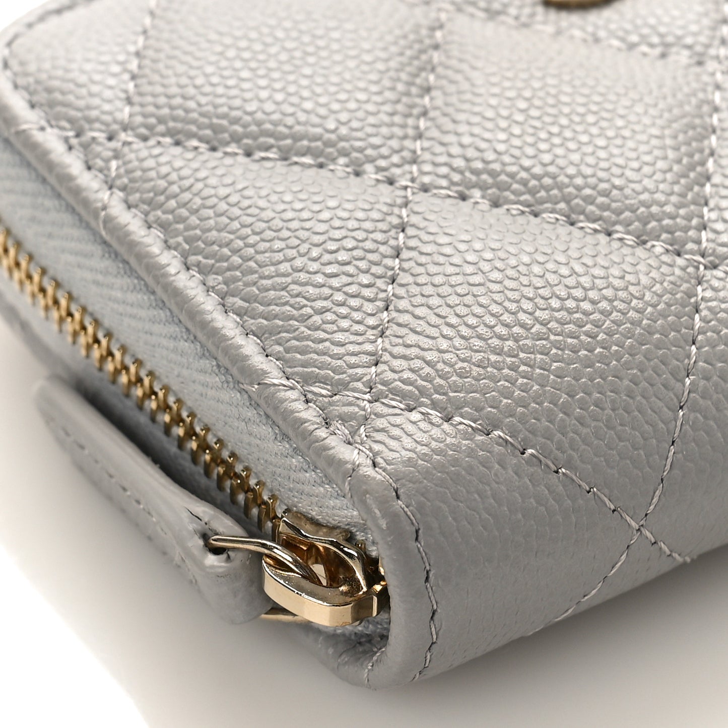 Caviar Quilted Zip Coin Purse Grey