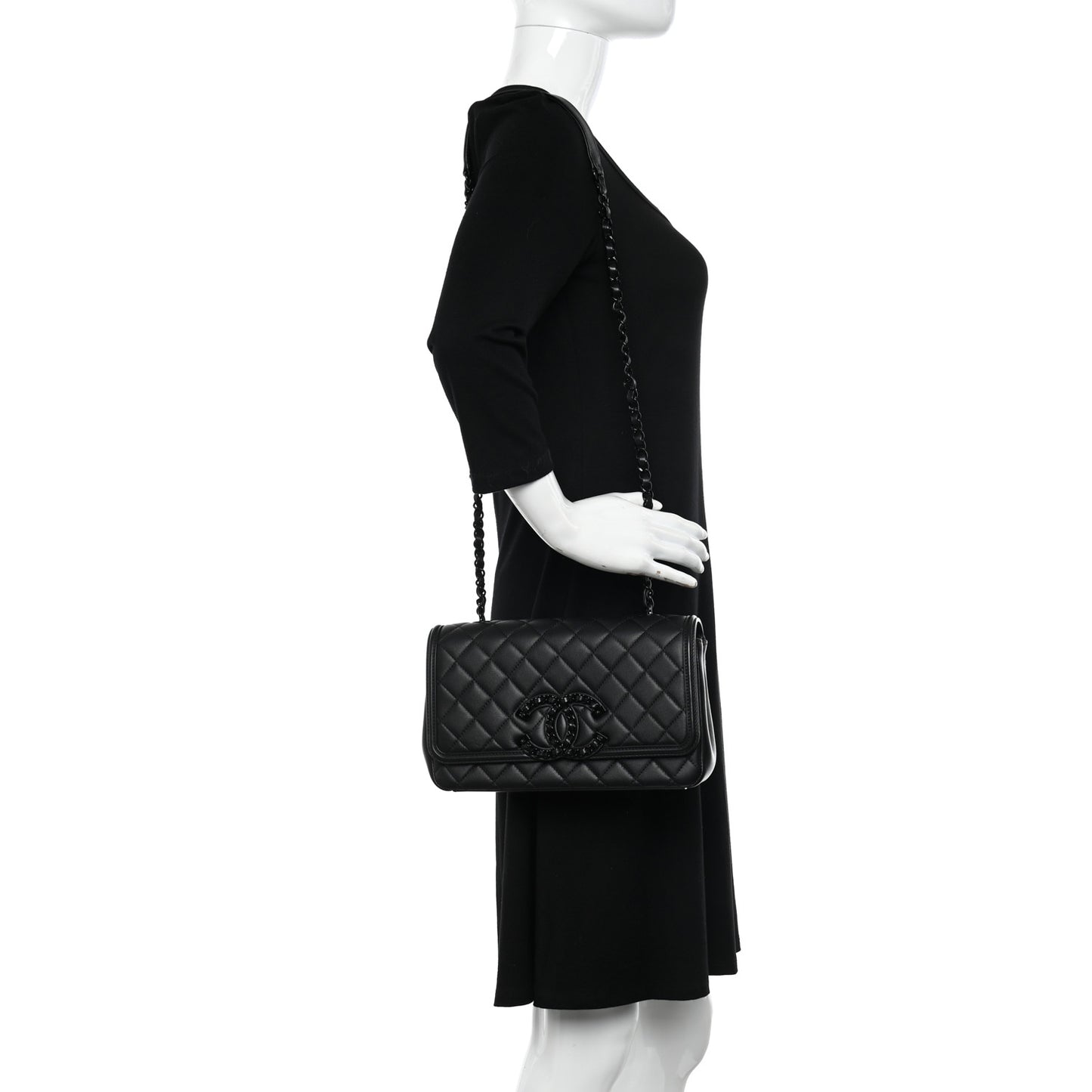 Lambskin Quilted Medium CC Filigree Flap Black