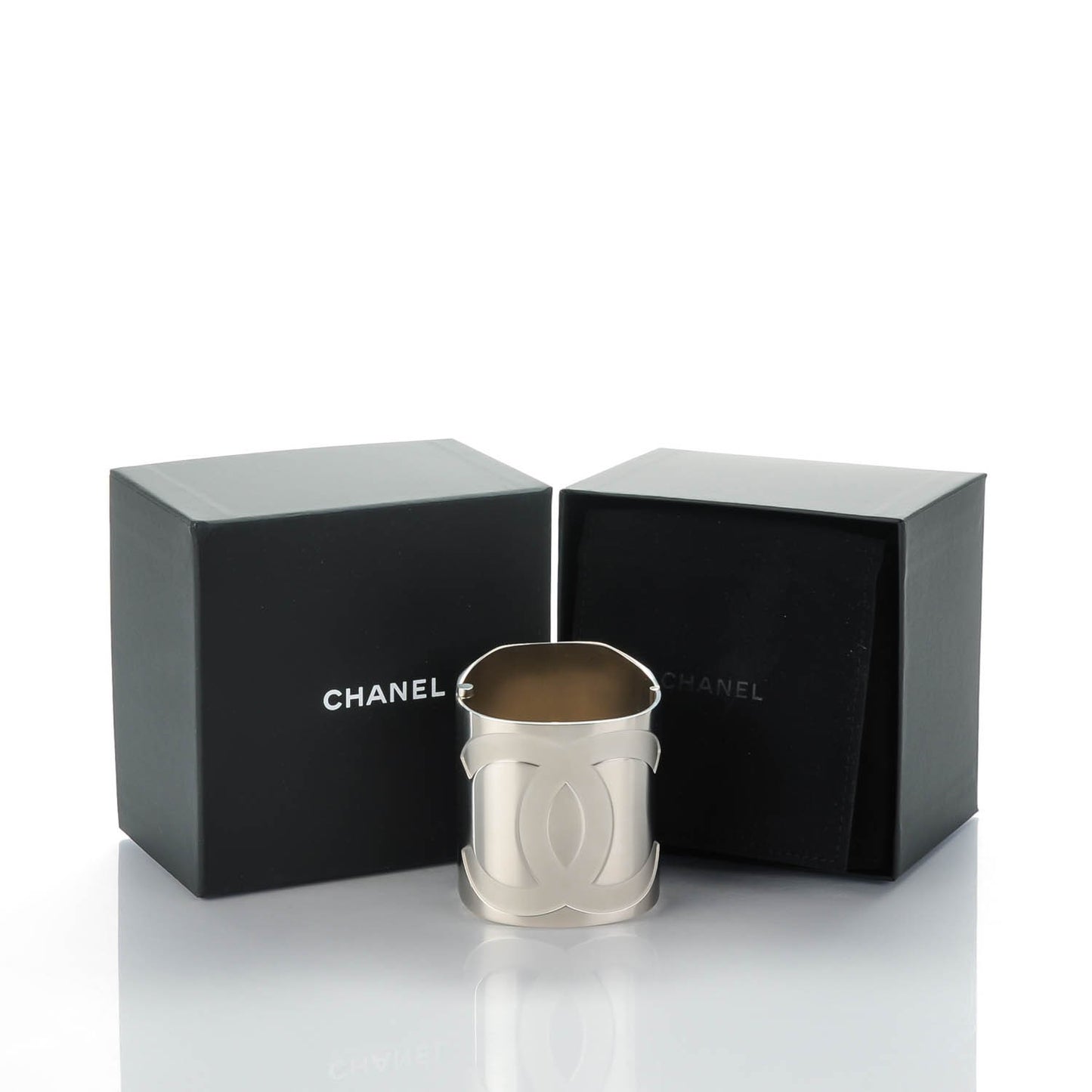 Metal Wide CC Mirror Cuff Silver