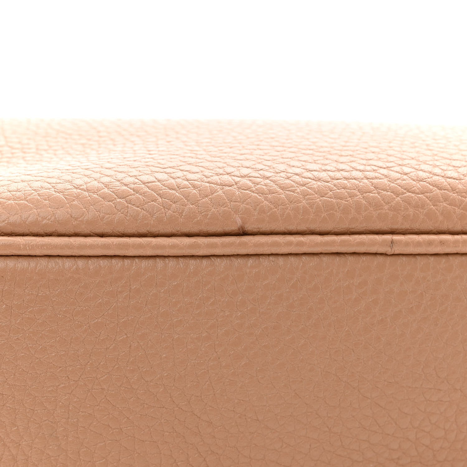 Gucci Pebbled Calfskin Small Soho Disco Bag Camelia 10 of 10