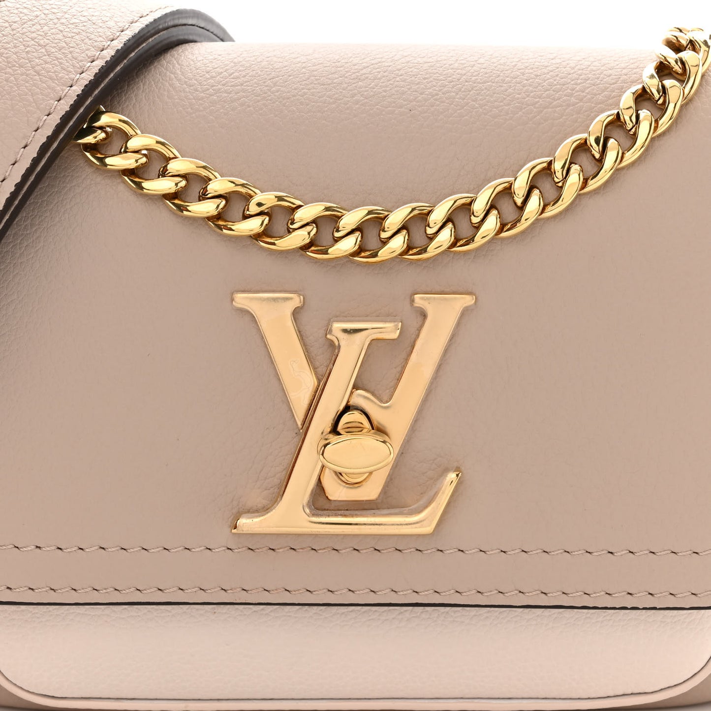 Grained Calfskin Lockme Tender Greige