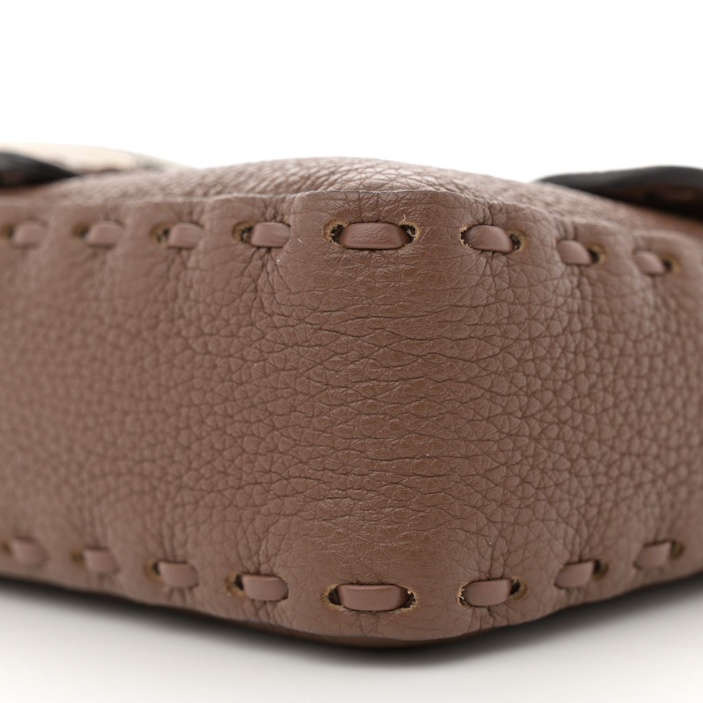 Cuoio Roma Sellerissima Nappa Sintetica Tape Stitch Mini Baguette Fettuccia